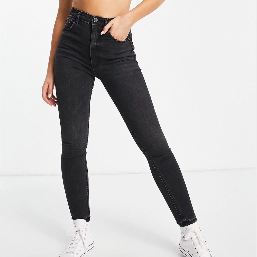 Stradivarius Super High Waist Skinny Jeans